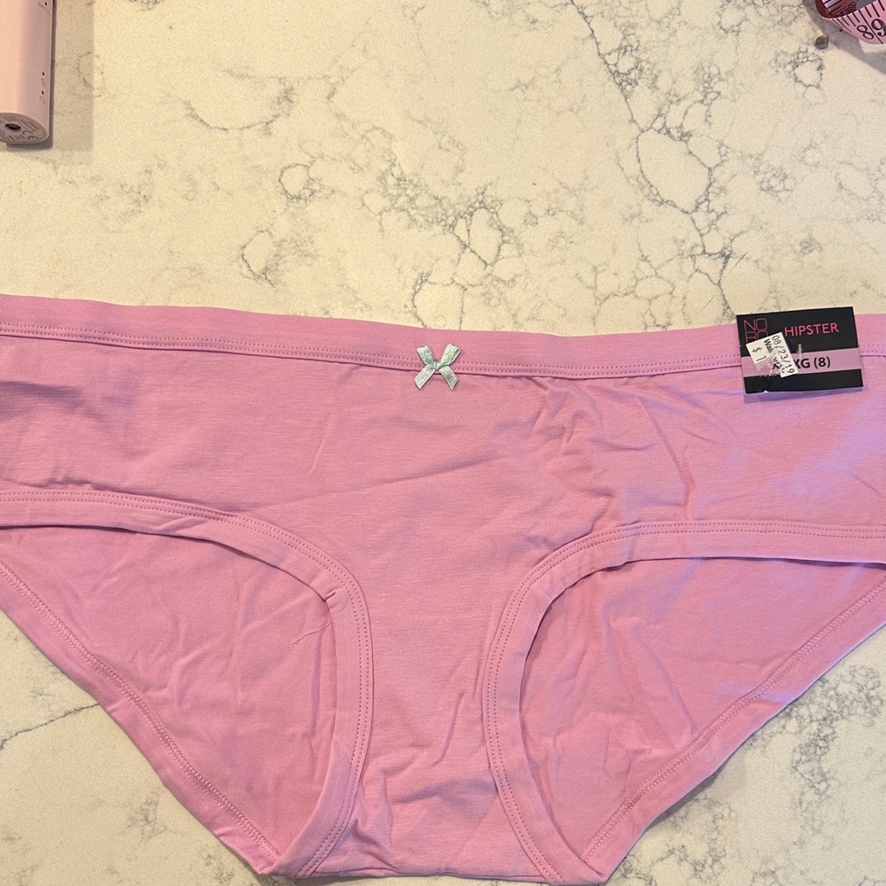 Colorful Leaf Print and Pink Underwear Set of 2 - Picture 2 of 10